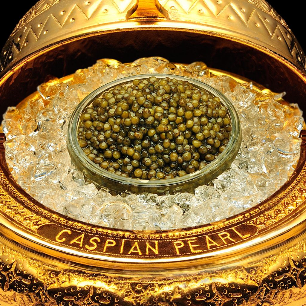 Caspian Pearl. Posts en Instagram para La Marca del Caviar. Caviarera con Caviar Kaluga