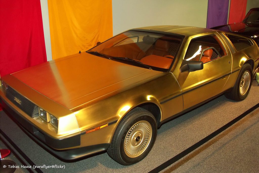 DeLorean de oro. American Express Gold